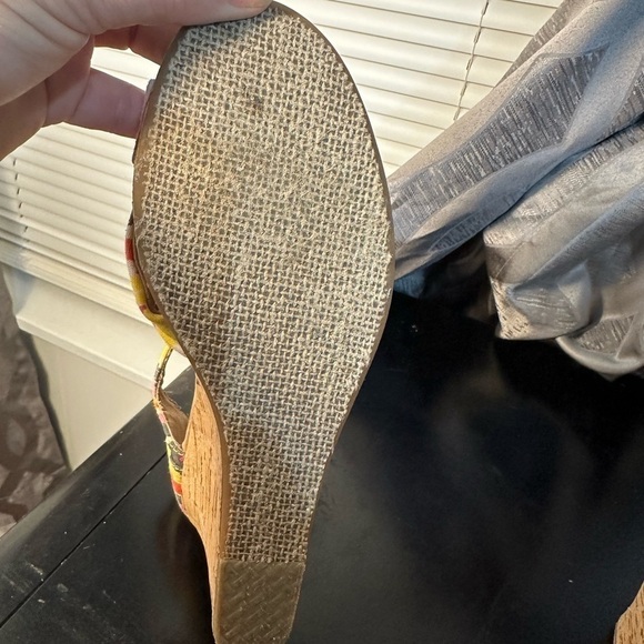 Tom’s Women’s Sienna Ikat Cork Heel Wedge Sandals Size 7.5 - Picture 9 of 14